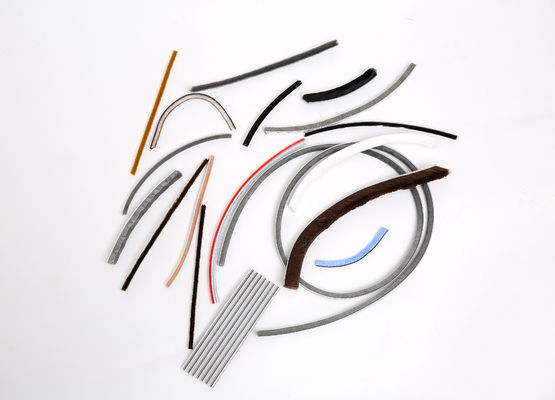 Kapı Pencere Aksesuarları 3M yapıştırıcı pencere şeridi ile toz geçirmez yığın hava şeridi Siyah / Gri / Kahverengi / Beyaz / Diğer