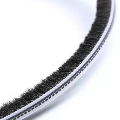 Yığın Yüksekliği 3-25mm Genişliği 3-50mm 100% PP Alüminyum Alaşım Şerit fırça CLJ Kaydırma Kapısı'nın Yan Kapısı için Hava Çizimi