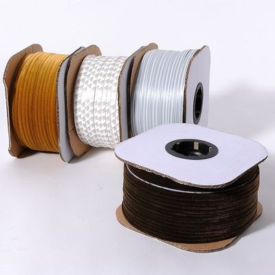 KARA/GİRİ/KÜRÜ/BEYAZ/BİRKİLER RENGLERİNDE Özel Yüklü Hava Çizimi