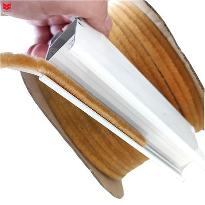 Ev Plastik Yığın Hava Çubuğu Pençeli Hava Dükkanı Kapı için Dikiş Fırça Dükkanı Rüzgar Dükkanı 100% PP Malzemesi