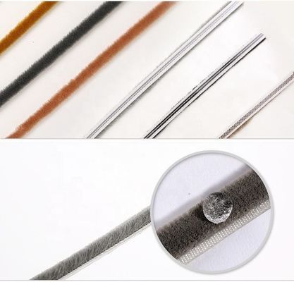 Endüstriyel Yığın Hava Durumu Kaydırıcı Pencere fırçası 100%PP Yığın fırçası Yığın Yüksekliği 3-25mm / Genişliği 3-50mm