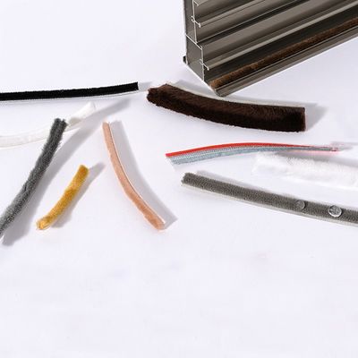 % 100 PP Yün Yığın Alüminyum Pencere Hava Çubuğu Pencere ve Kapı Aksesuarları Renkler Siyah/ Gri/ Kahverengi/ Beyaz/ Diğer