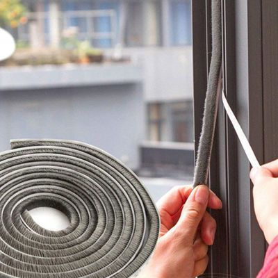 Alüminyum Kapılar Ve Pencere Aksesuarları Yün Yığın Hava Şeritleri ISO9001 2008 Sertifikasıyla Pencere Sızdırma fırçası